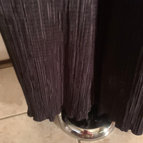 Comfortable textured pants - Picture 5 of 8